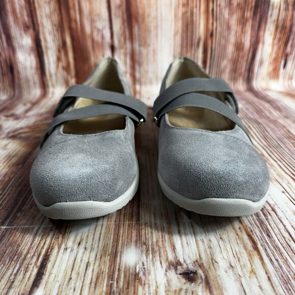 NEW Vionic SHELBY Size 11 Gray Suede Mary Jane Loafers Shoes Elastic Strap Flats - Picture 2 of 12